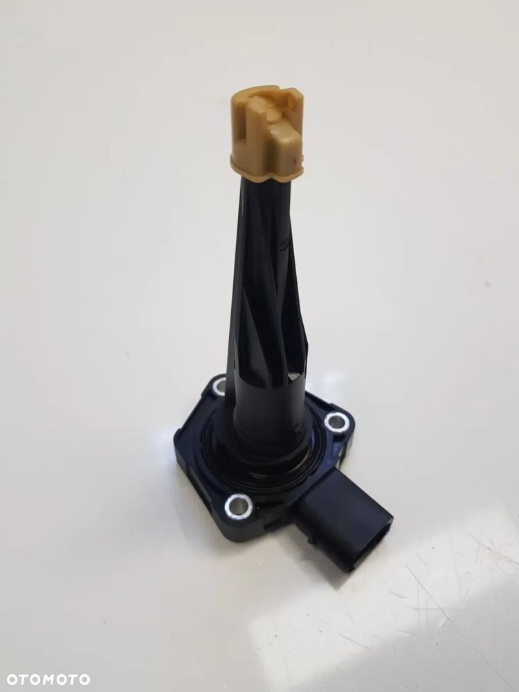 Czujnik poziomu oleju MERCEDES AMG GT 4.0L V8 C63 M177980 C190 W177 G550 X290 W205 S205 W222 W213 X253 C253 GLC GTR C-KL - 2