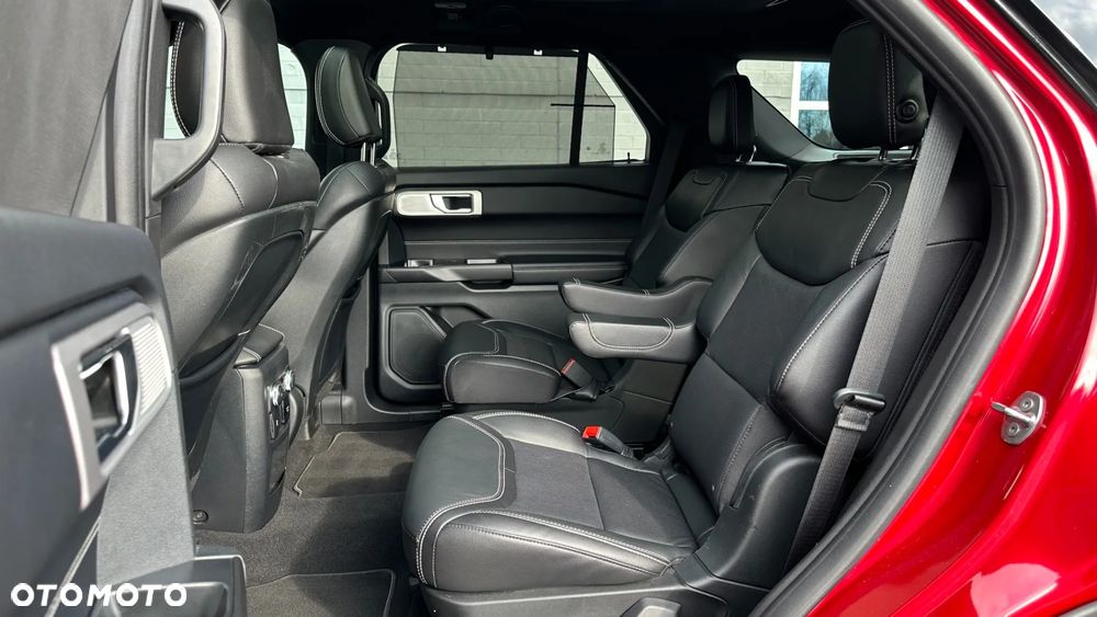 Ford Explorer 3.0 EcoBoost PHEV 4WD ST-Line - 18