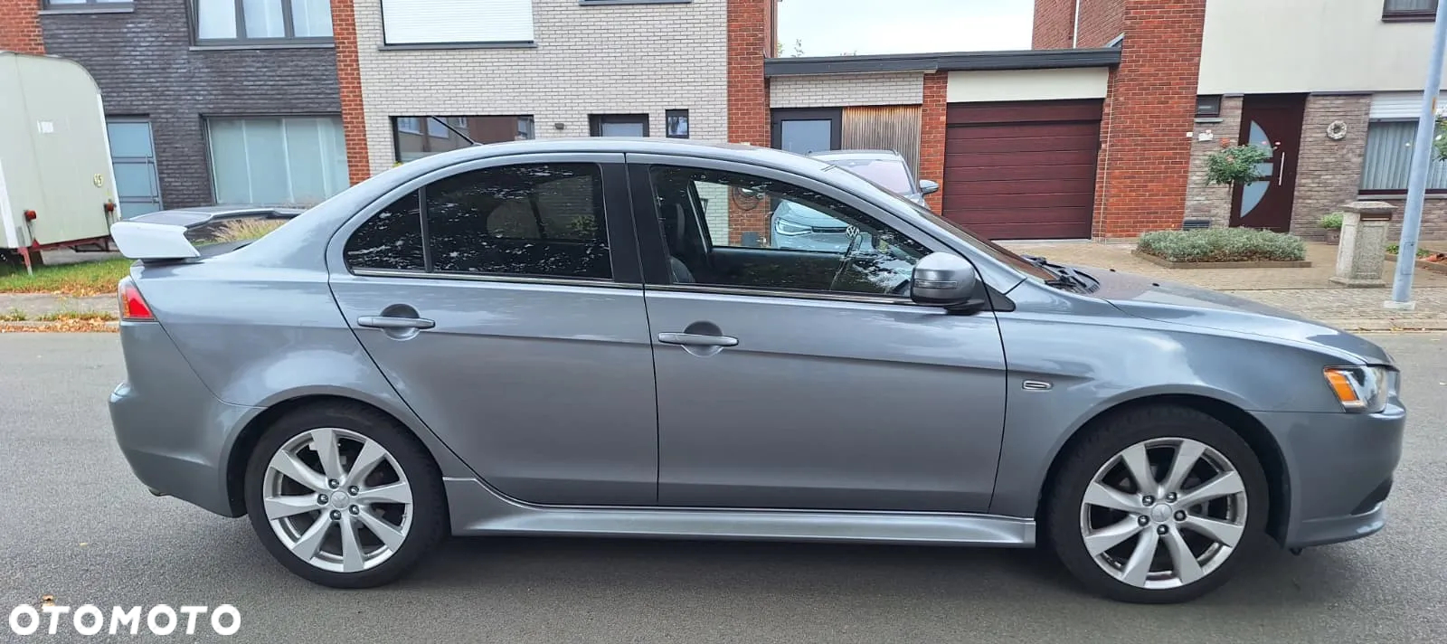 Mitsubishi Lancer - 3