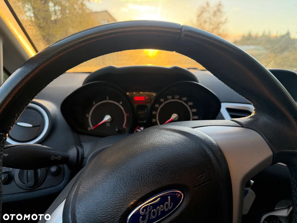 Ford Fiesta - 6