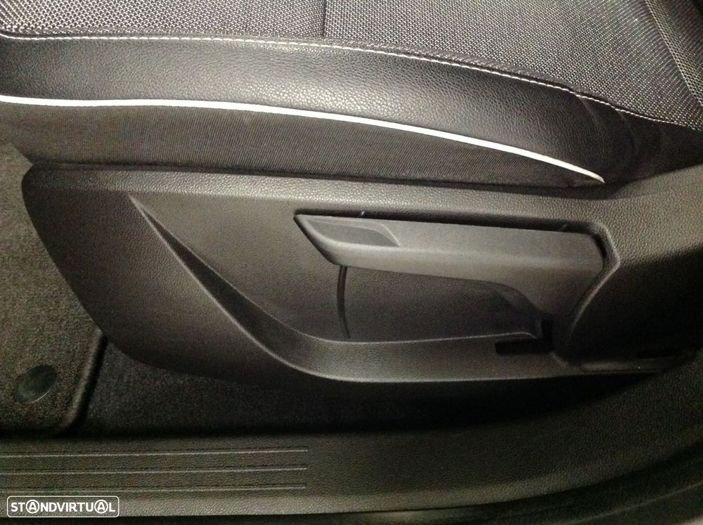 Renault Captur 1.0 TCe Exclusive - 20