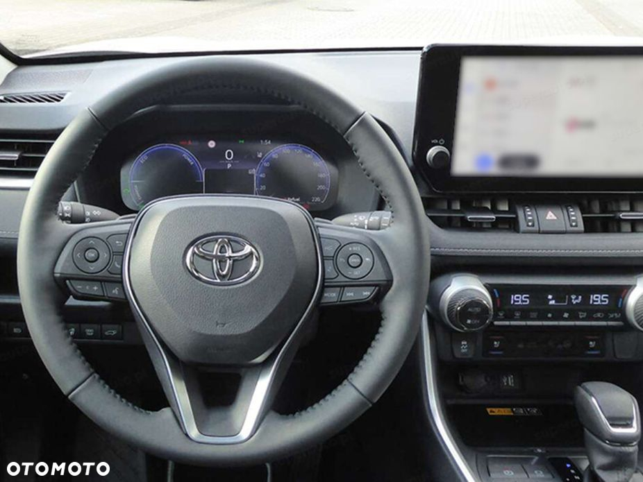 Toyota RAV4 - 6