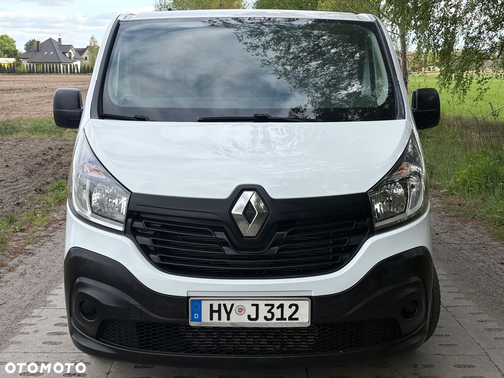Renault Trafic - 2