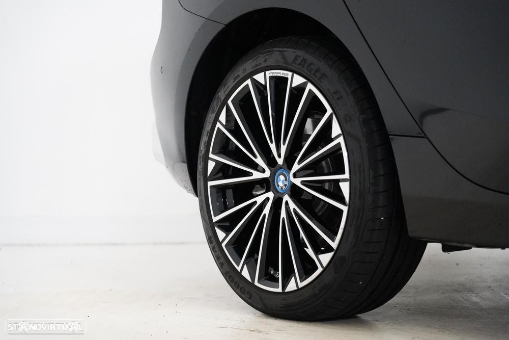 BMW 225xe Active Tourer e xDrive - 19