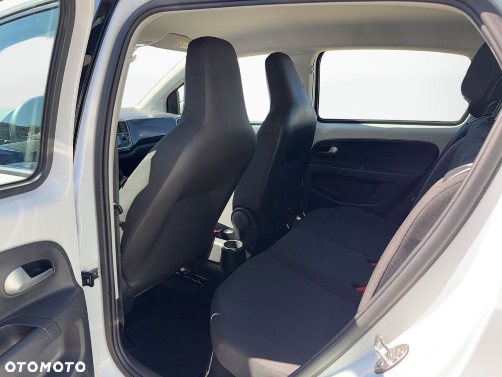 Volkswagen up! 1.0 move - 26