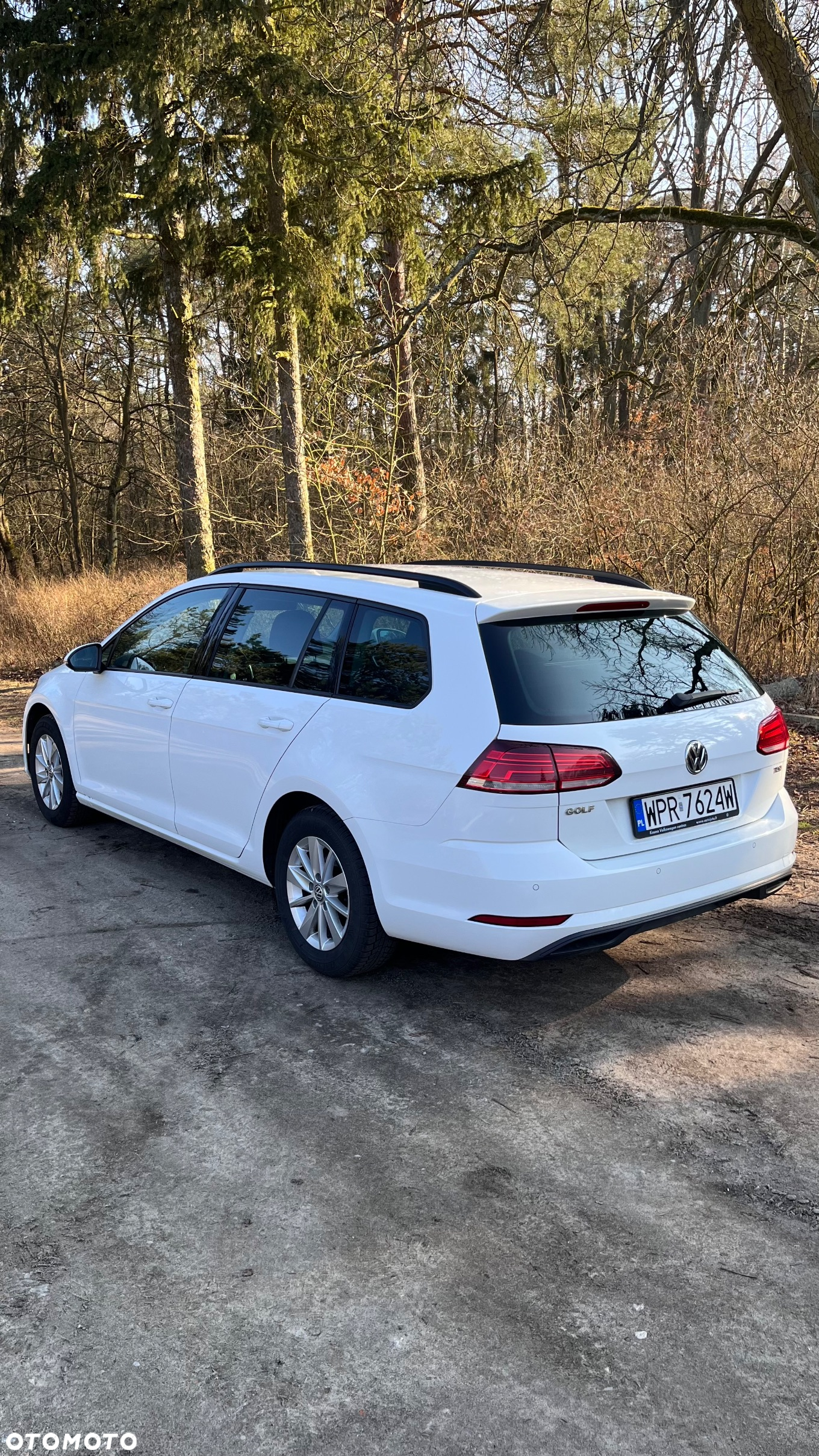 Volkswagen Golf VII 1.4 TSI BMT Comfortline - 4