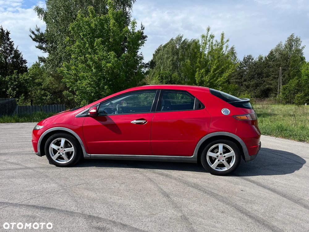 Honda Civic 1.8 Comfort - 3
