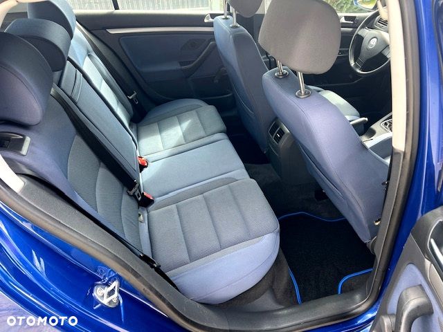 Volkswagen Golf 2.0 FSI Sportline - 7