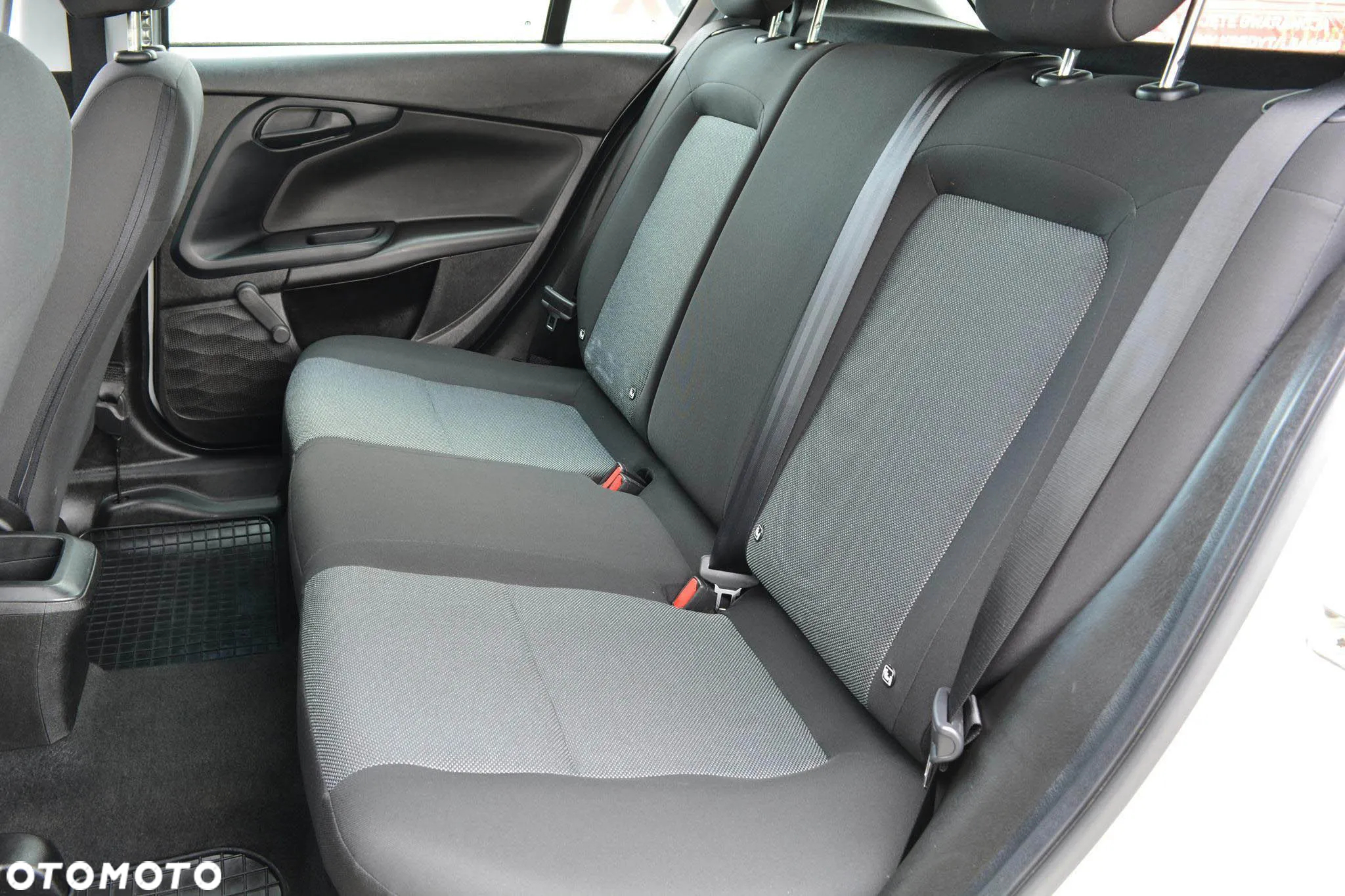 Fiat Tipo 1.4 16v Easy - 25