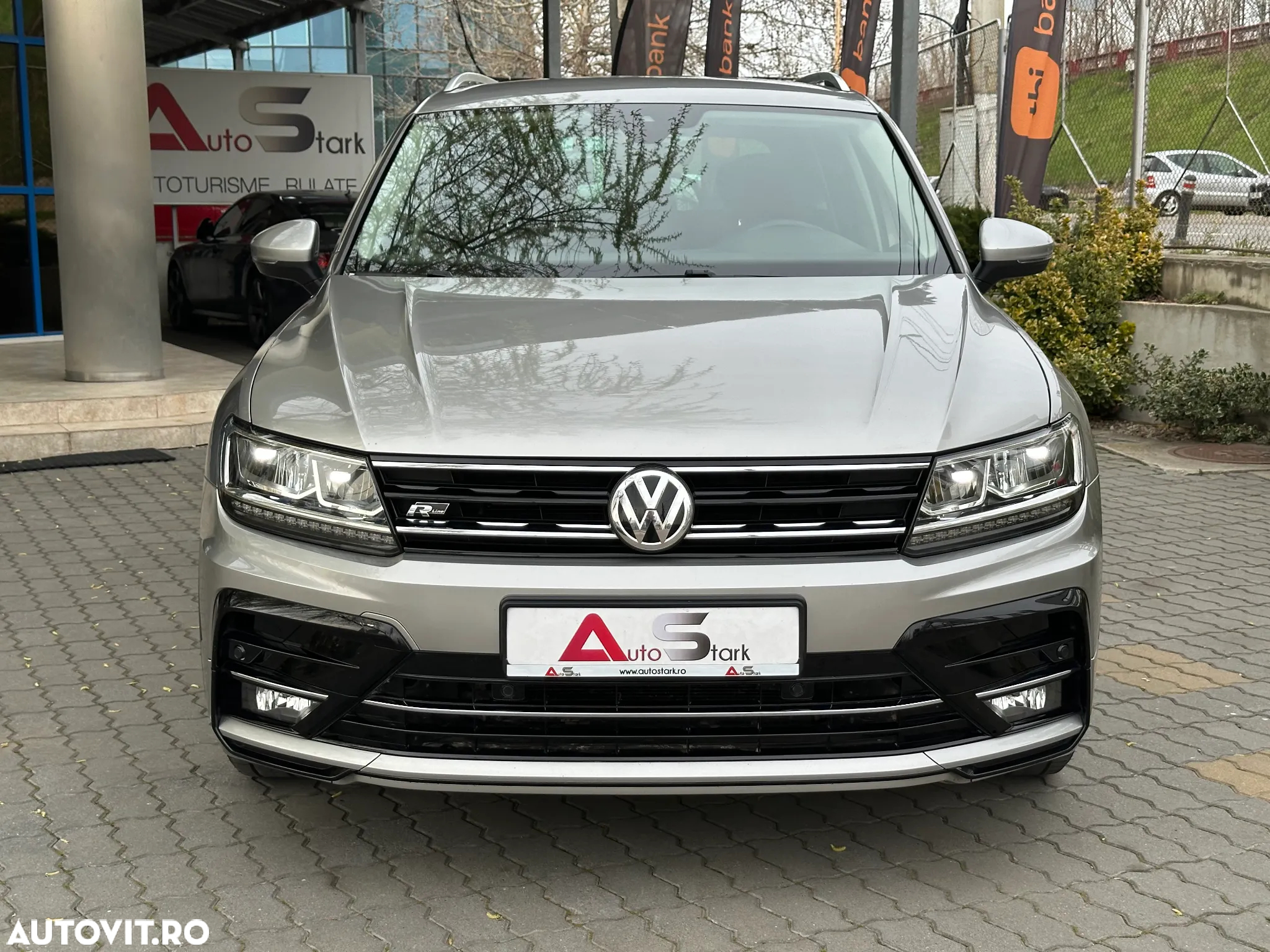 Volkswagen Tiguan 2.0 TDI SCR 4MOTION DSG R-Line - 13