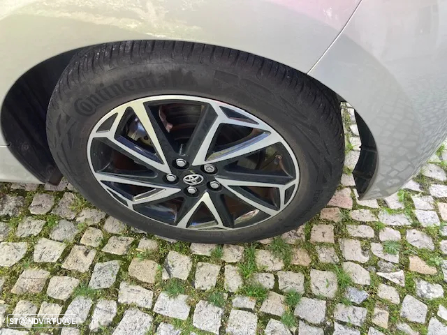 Toyota Yaris 1.5 HDF Exclusive - 6