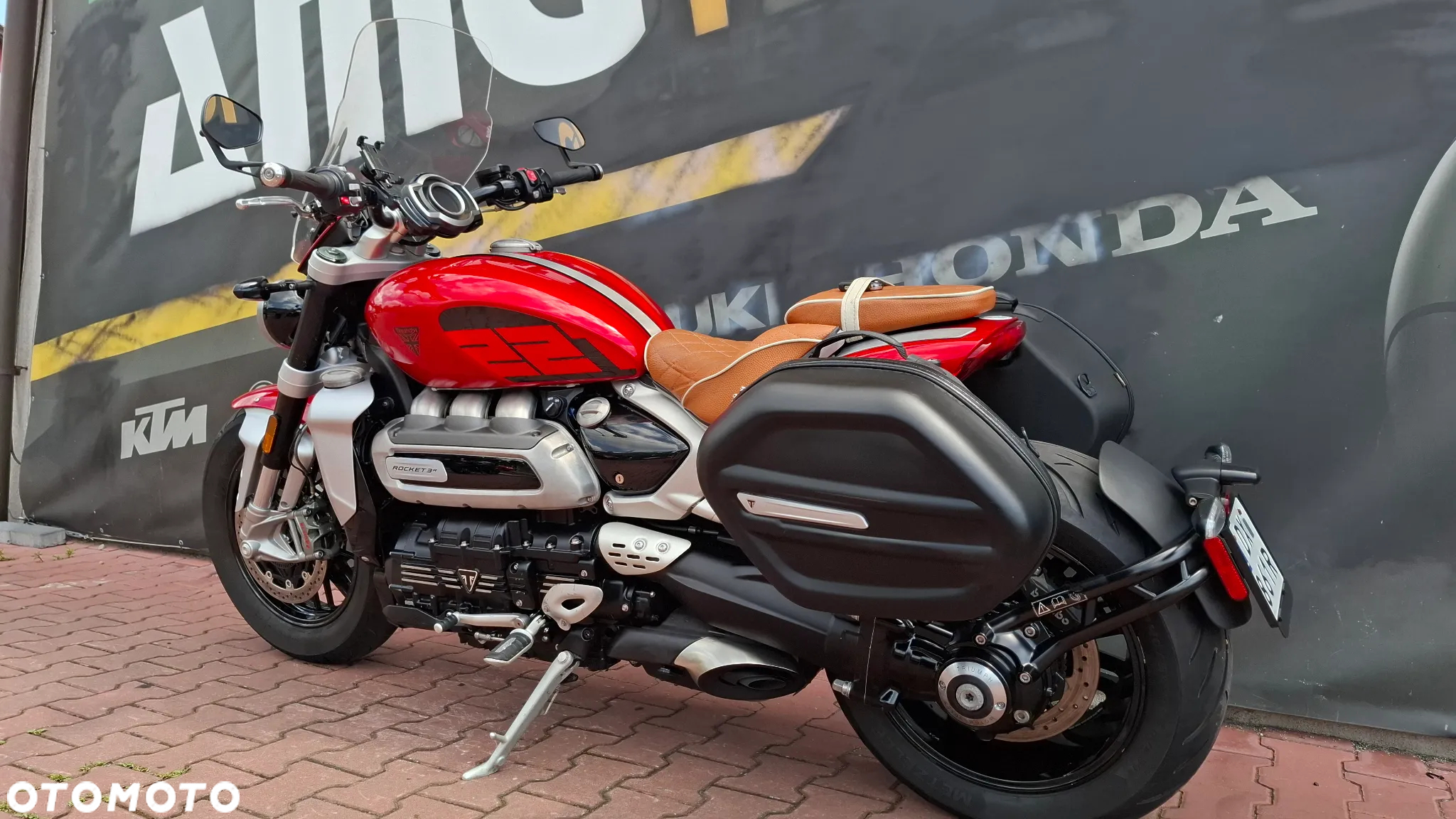 Triumph Rocket - 7
