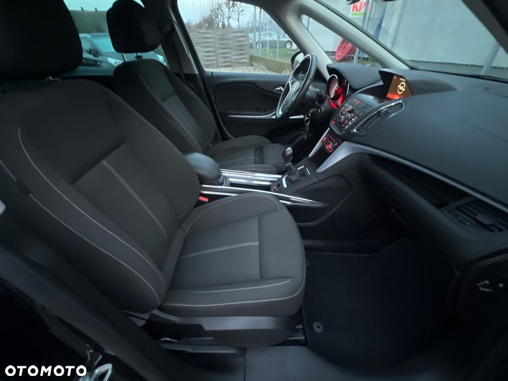 Opel Zafira 1.4 Turbo Active - 26