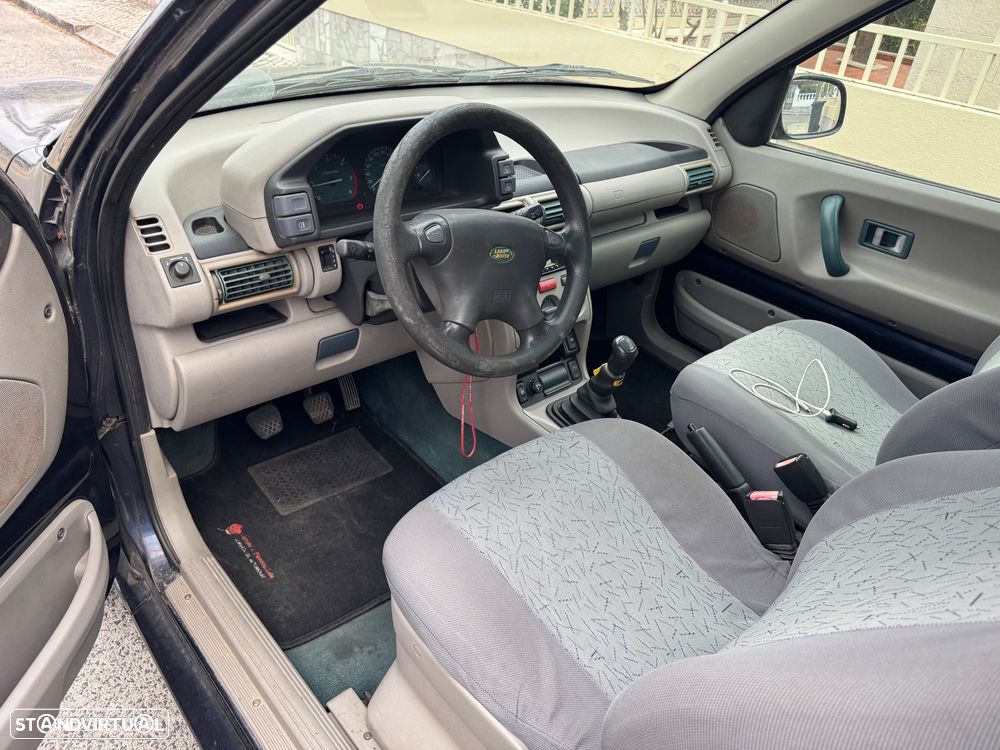 Land Rover Freelander 2.0 di - 8