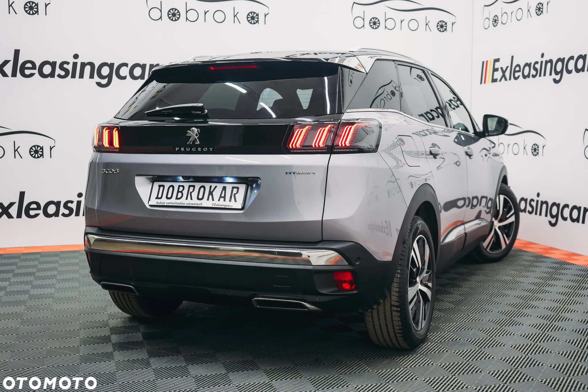 Peugeot 3008 Hybrid4 300 e-EAT8 GT - 10