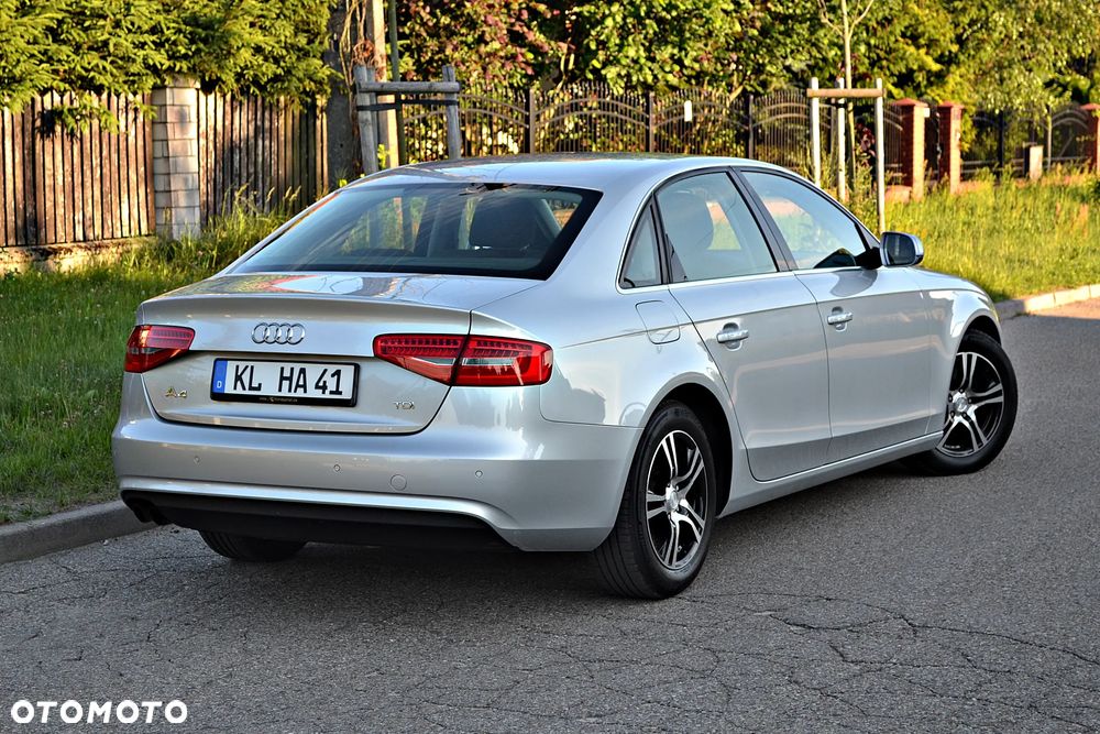Audi A4 Limousine 2.0 TDI DPF Attraction - 14