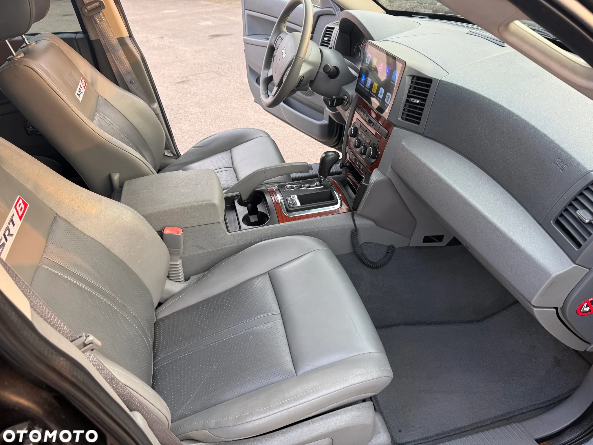 Jeep Grand Cherokee 5.7 V8 Limited Executive - 26