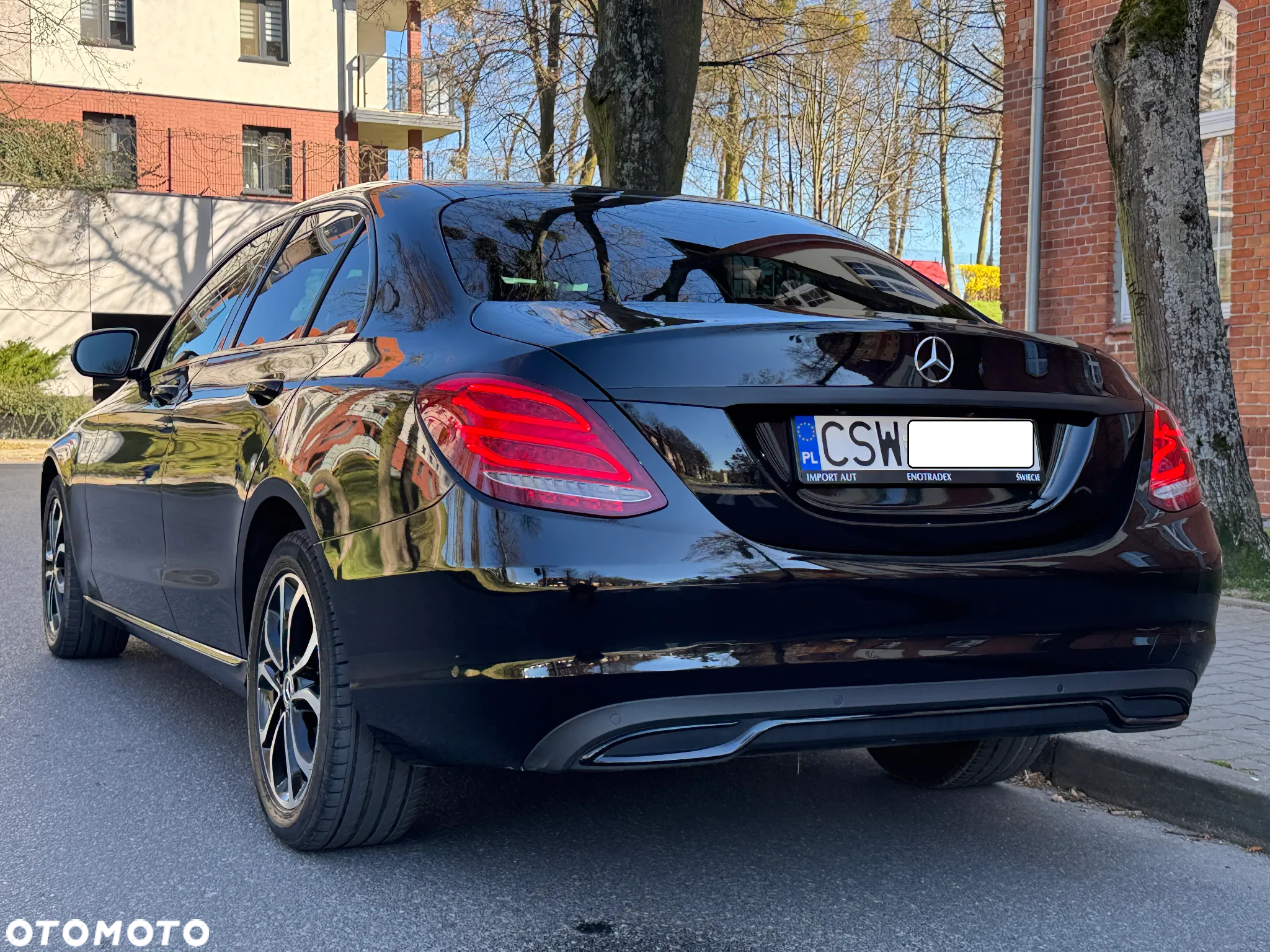 Mercedes-Benz Klasa C 180 (BlueTEC) d 7G-TRONIC AMG Line - 3