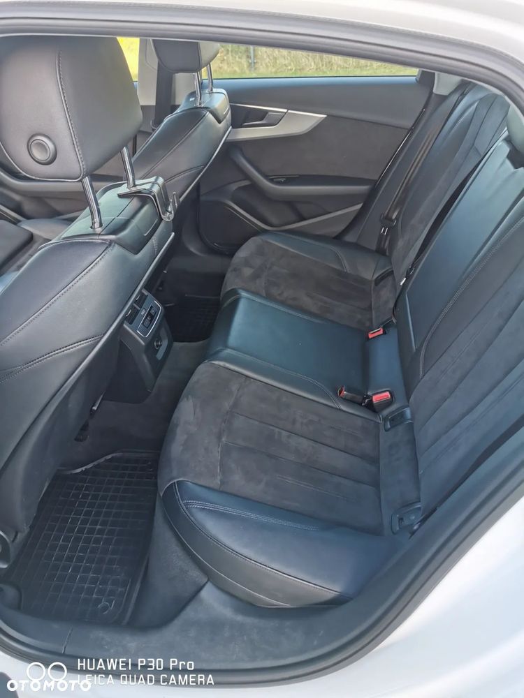 Audi A4 Limousine - 19