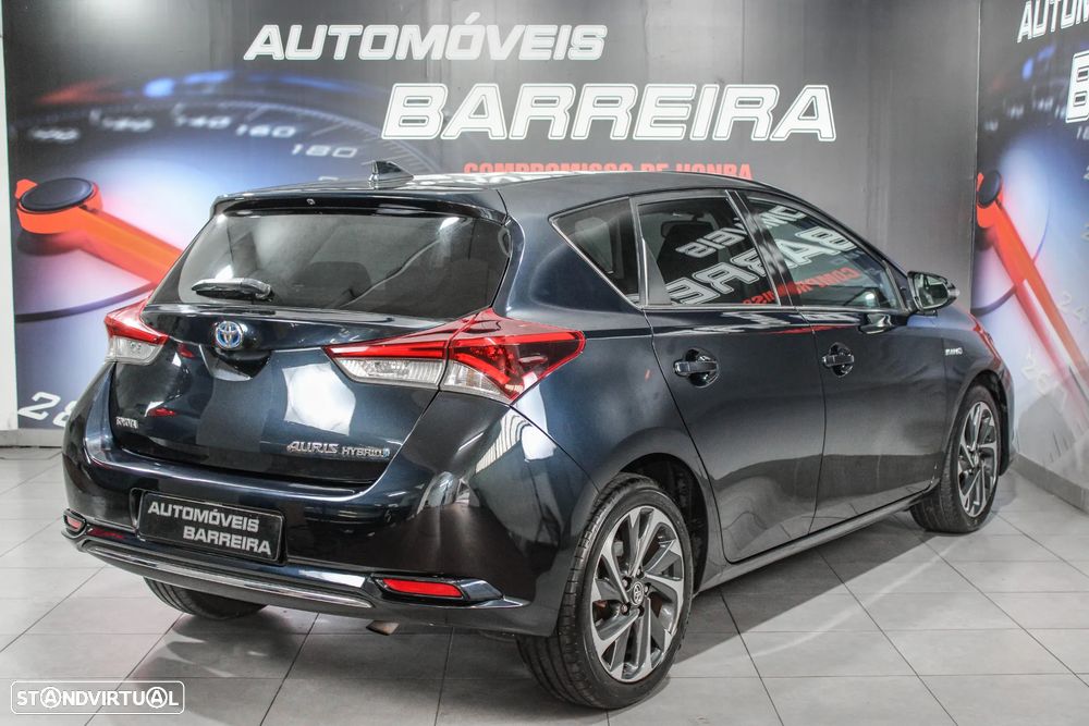 Toyota Auris 1.8 HSD Comfort +P.Techno+P.Sport - 7