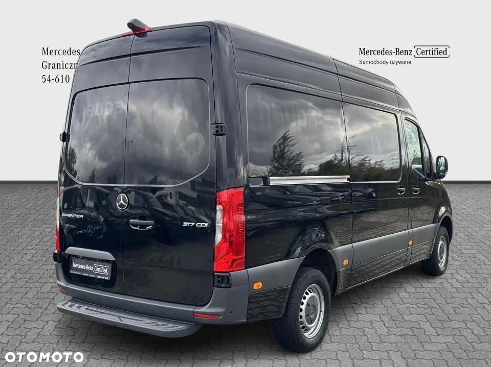 Mercedes-Benz Sprinter - 6