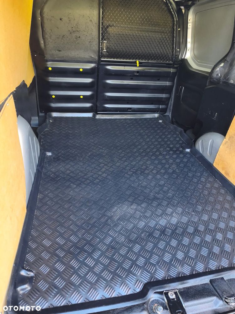 Peugeot Partner II - 10