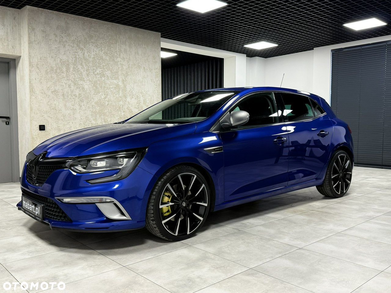 Renault Megane ENERGY TCe 205 EDC GT - 3