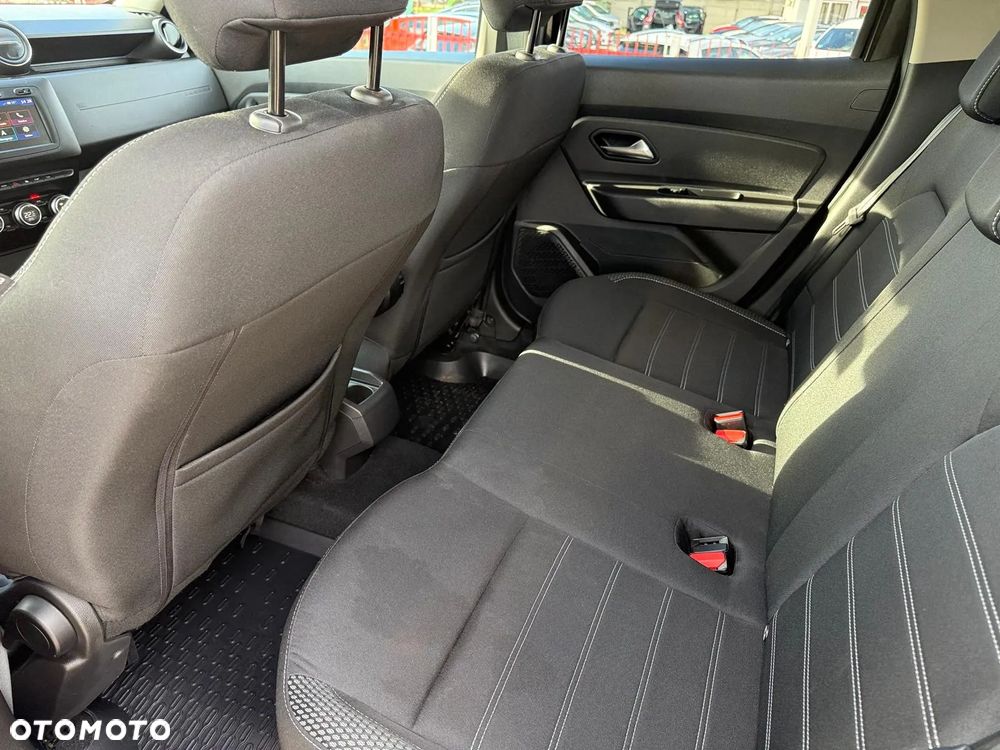 Dacia Duster 1.0 TCe SL Celebration - 17