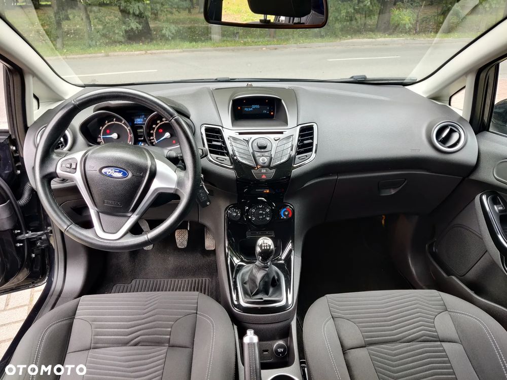 Ford Fiesta 1.0 EcoBoost S&S TITANIUM X - 21