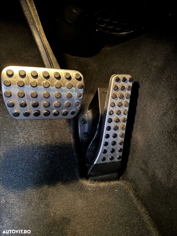 Mercedes-Benz C - 17