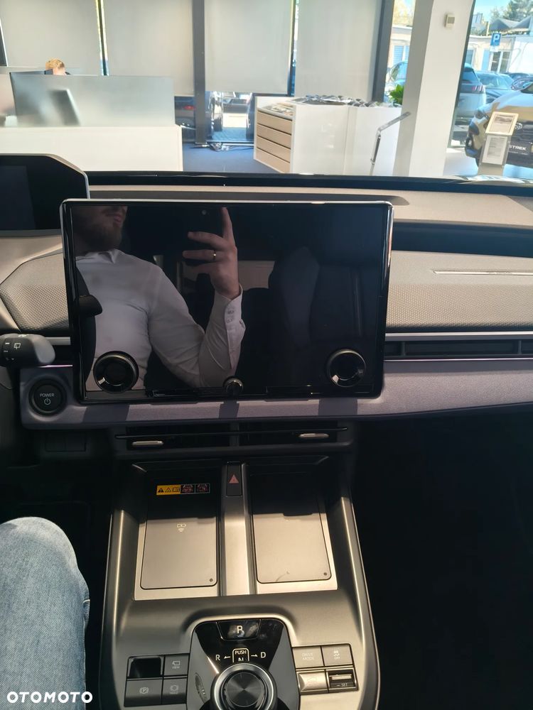 Subaru E-Outback - 18