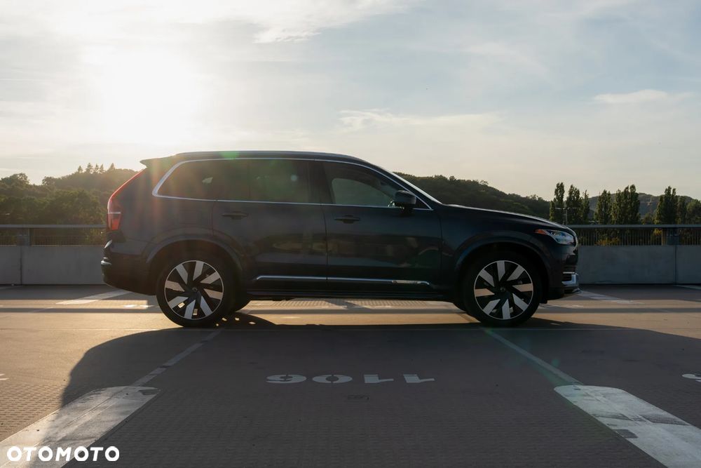 Volvo XC 90 - 8