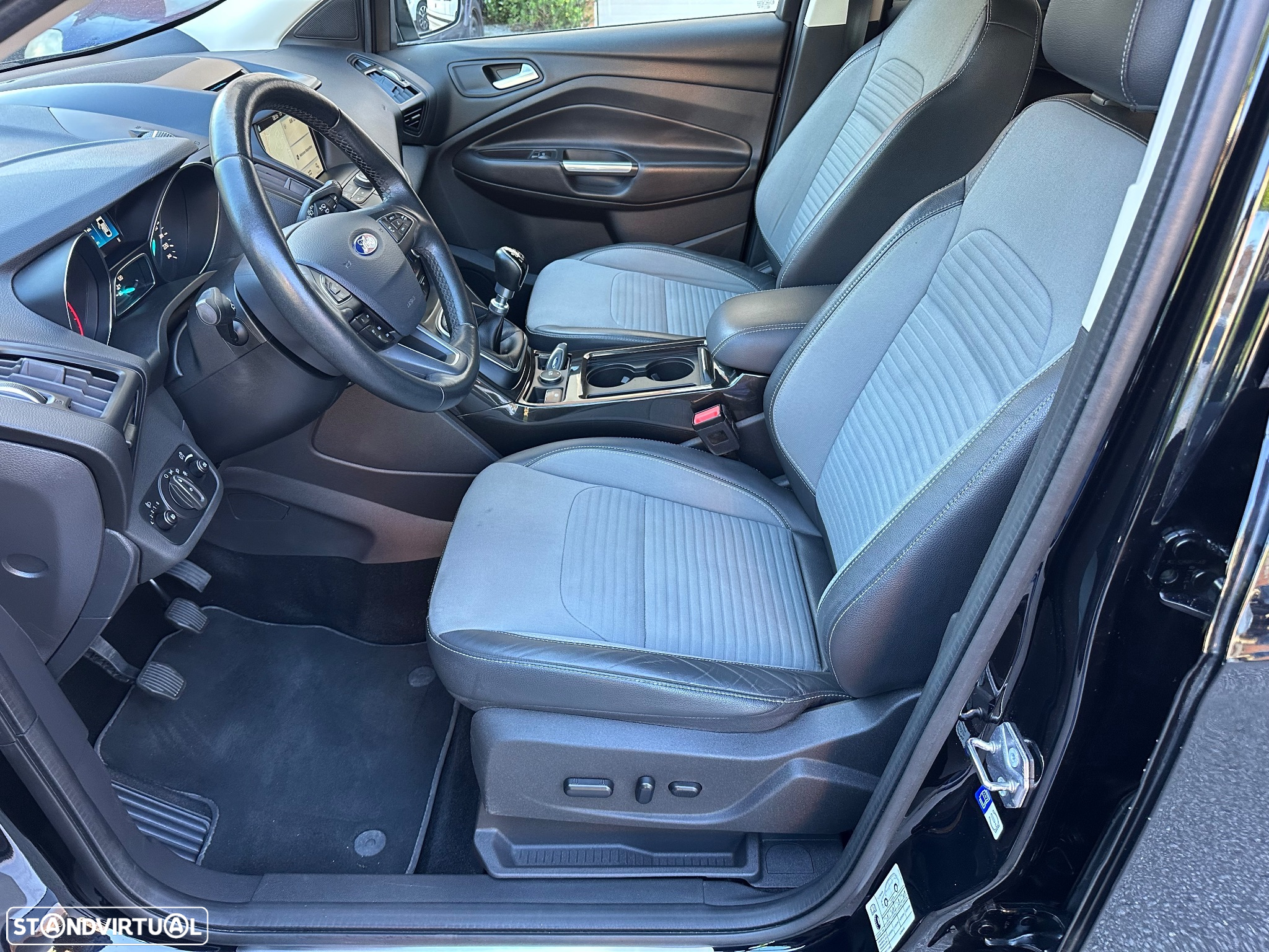 Ford Kuga 2.0 TDCi Titanium 4WD - 24