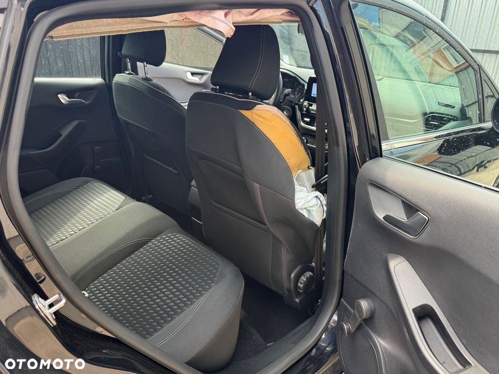 Ford Fiesta 1.1 S&S TITANIUM - 10