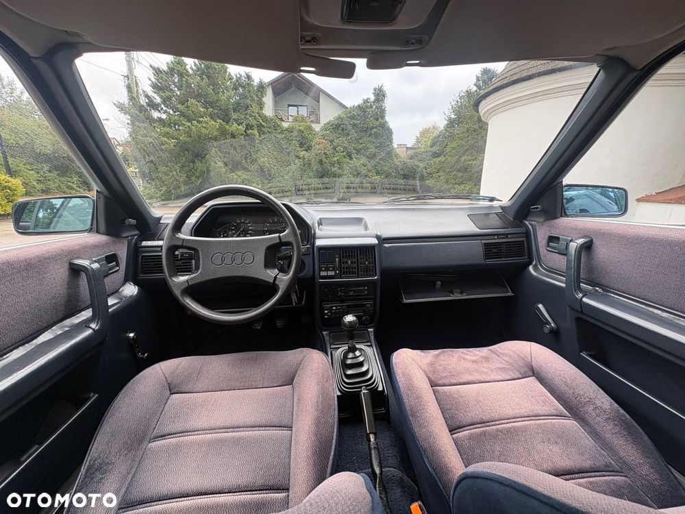 Audi 100 1.8 - 10