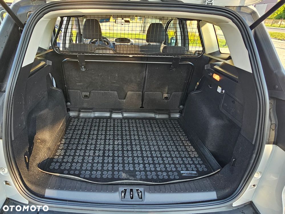 Ford Kuga 2.0 TDCi AWD Trend - 10