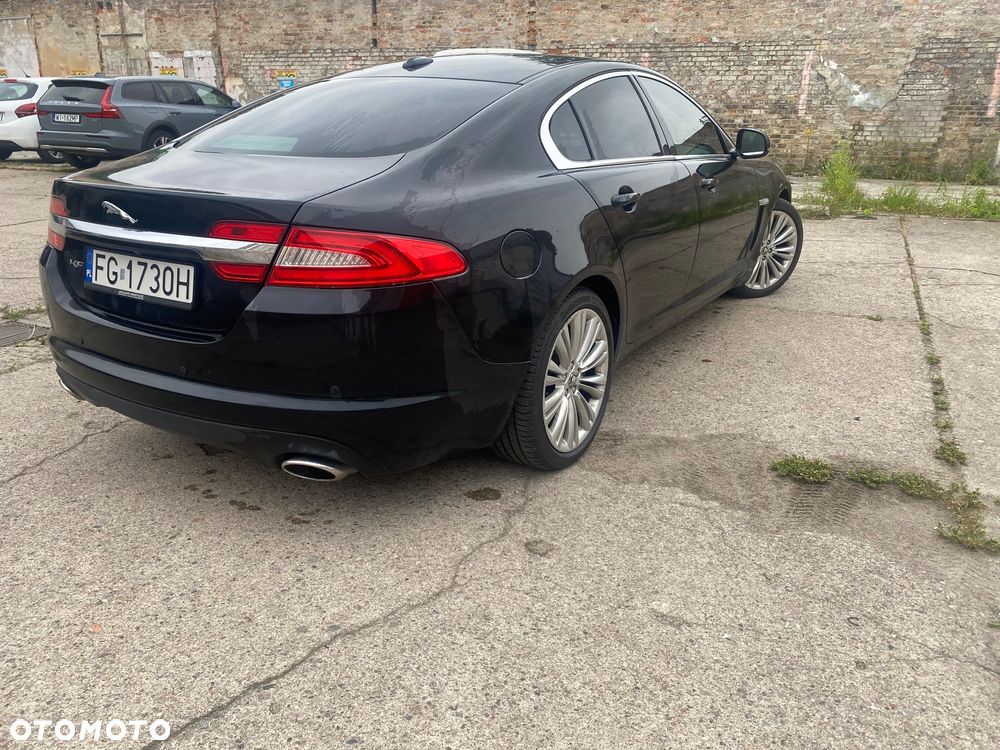Jaguar XF 3.0 V6 D Premium Luxury - 7
