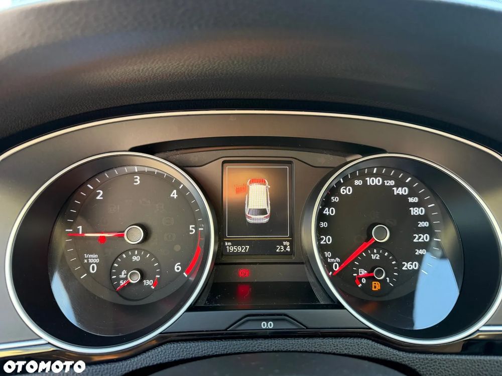 Volkswagen Passat 2.0 TDI (BlueMotion Technology) Comfortline - 27