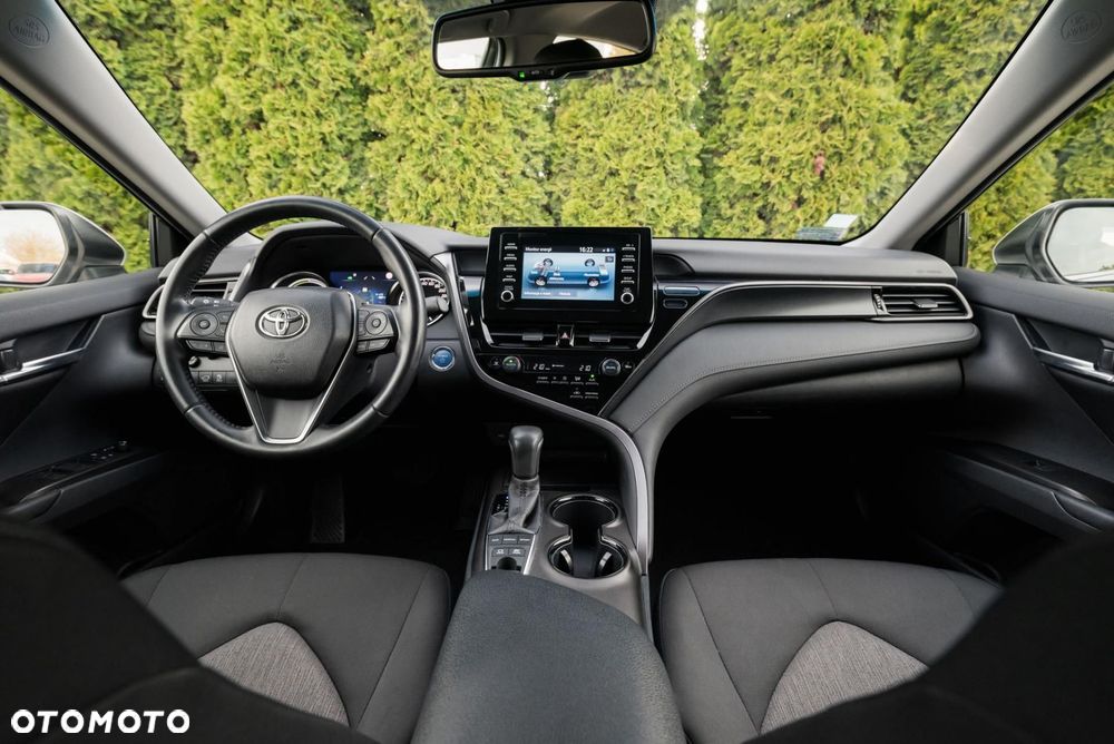 Toyota Camry 2.5 Hybrid Comfort CVT - 11