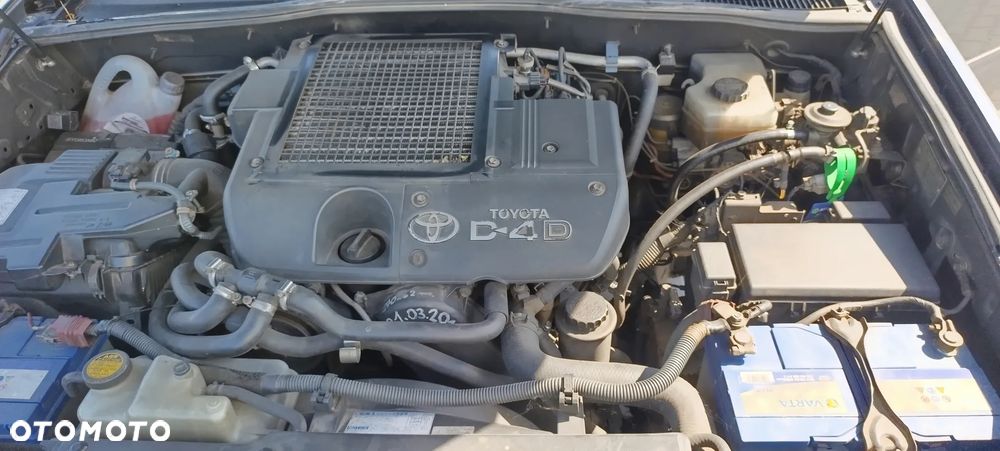Toyota Land Cruiser 3.0 D Luna Voyage - 16