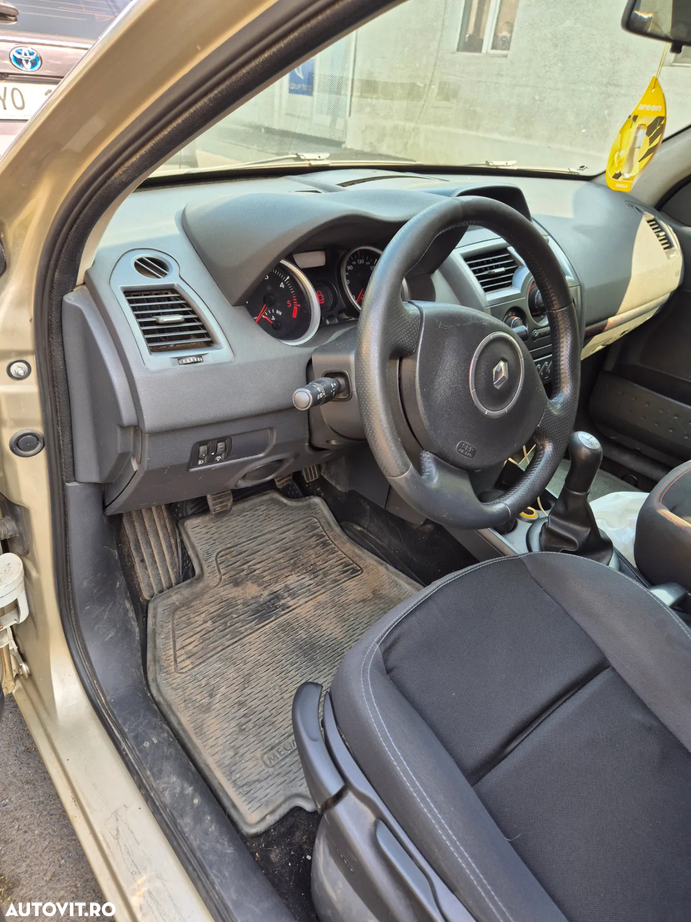 Renault Megane - 5