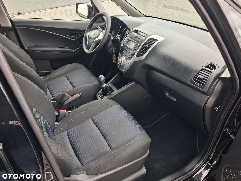 Hyundai ix20 1.4 UEFA EURO 2012 Edition - 17