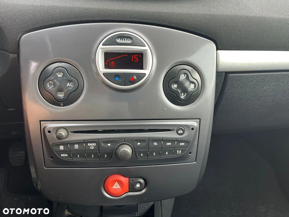 Renault Clio 1.2 16V 75 Dynamique - 5