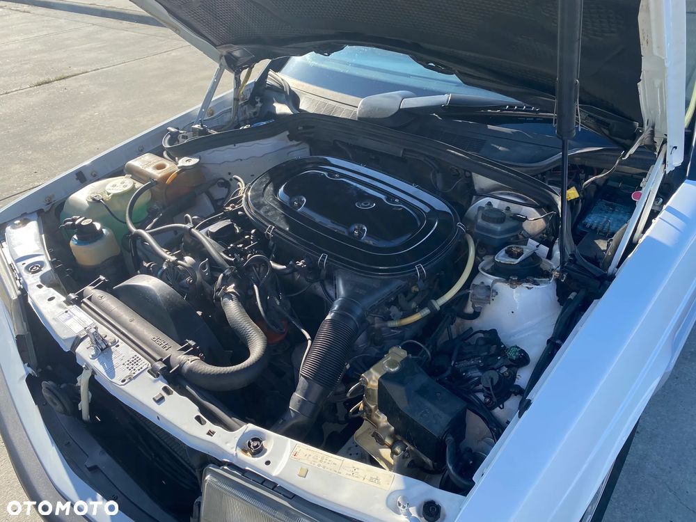 Mercedes-Benz W201 (190) - 11