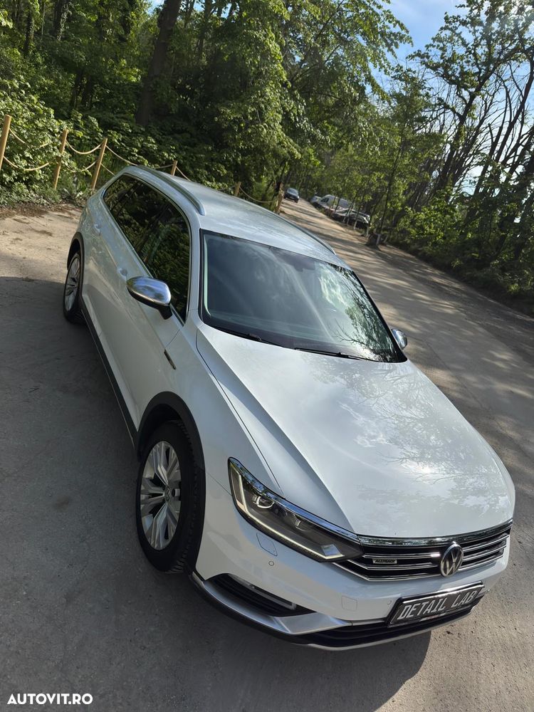 Volkswagen Passat Alltrack 2.0 TDI DSG 4Motion - 2
