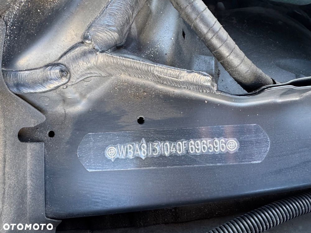 BMW Seria 3 318d - 27