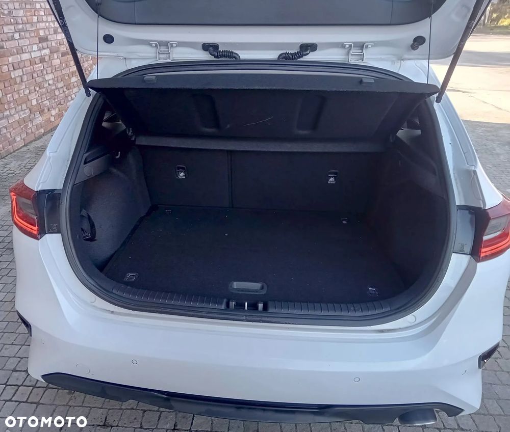 Kia Ceed 1.5 T-GDI L - 21