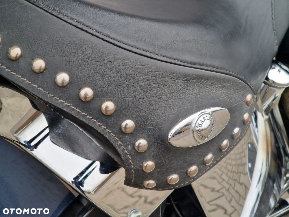 Harley-Davidson Softail Heritage Classic - 24