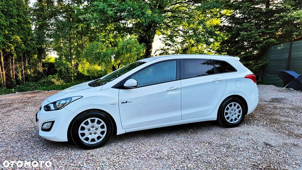 Hyundai i30 blue 1.6 GDI Style - 23