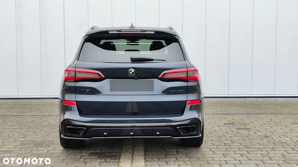 BMW X5 xDrive45e - 5